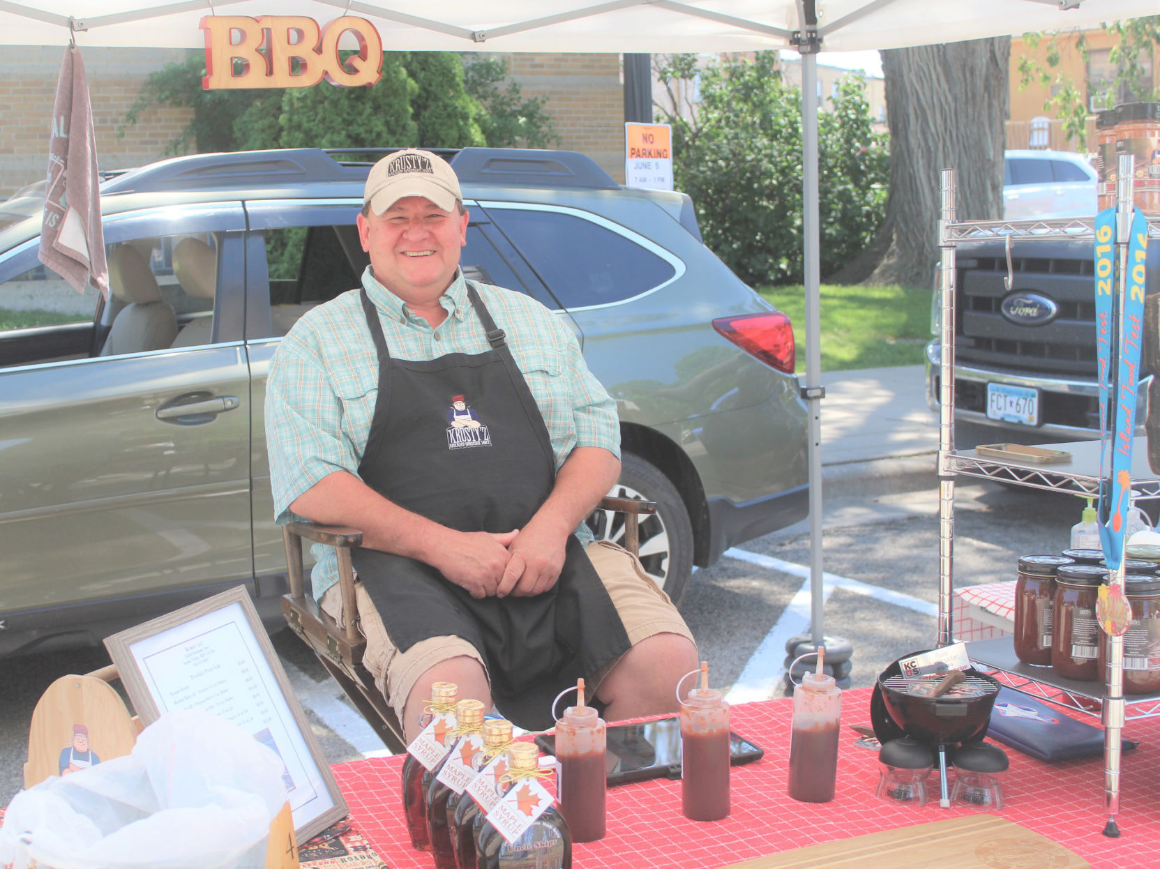 6.9 riverwalk market fair 2.JPG